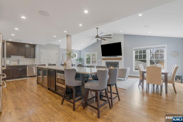 59 Colgate Avenue, Wyckoff, NJ 07481