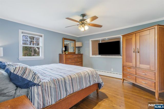 59 Colgate Avenue, Wyckoff, NJ 07481