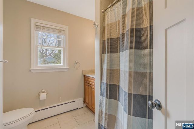 59 Colgate Avenue, Wyckoff, NJ 07481