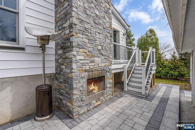 59 Colgate Avenue, Wyckoff, NJ 07481