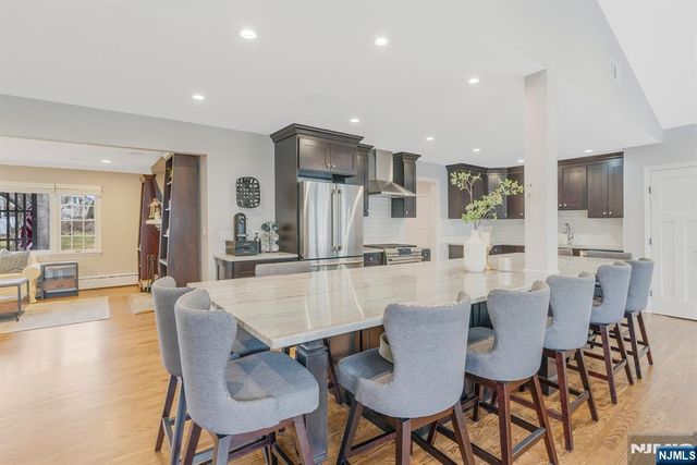 59 Colgate Avenue, Wyckoff, NJ 07481