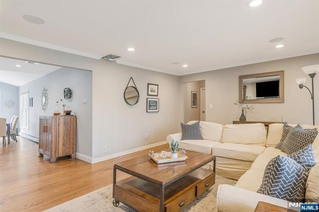 59 Colgate Avenue, Wyckoff, NJ 07481