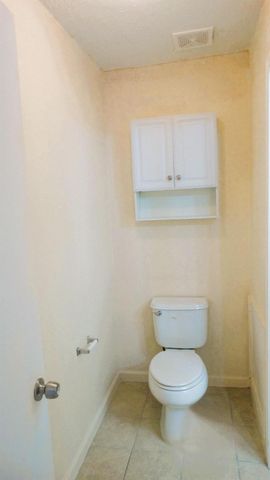 5810 Twisted Pine Court D, Houston, TX 77039