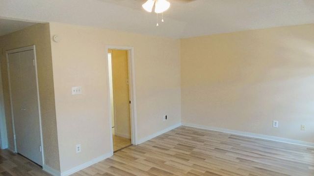 5810 Twisted Pine Court D, Houston, TX 77039