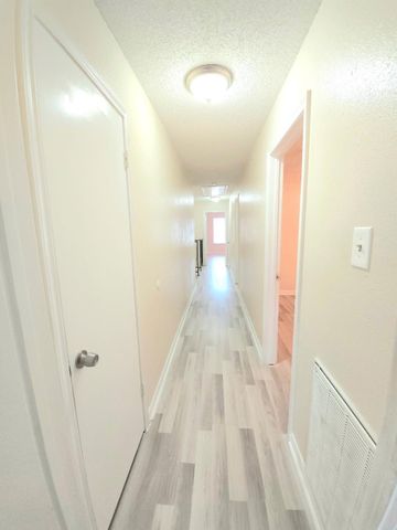 5810 Twisted Pine Court D, Houston, TX 77039