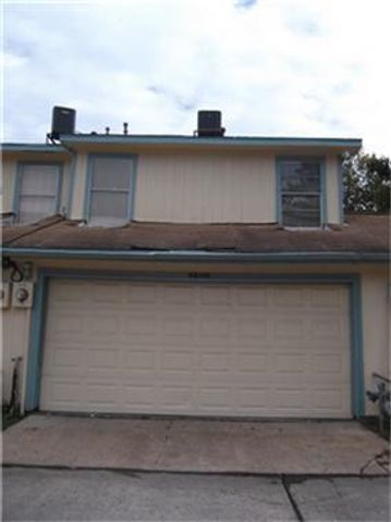 5810 Twisted Pine Court D, Houston, TX 77039