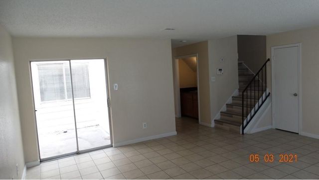 5810 Twisted Pine Court D, Houston, TX 77039