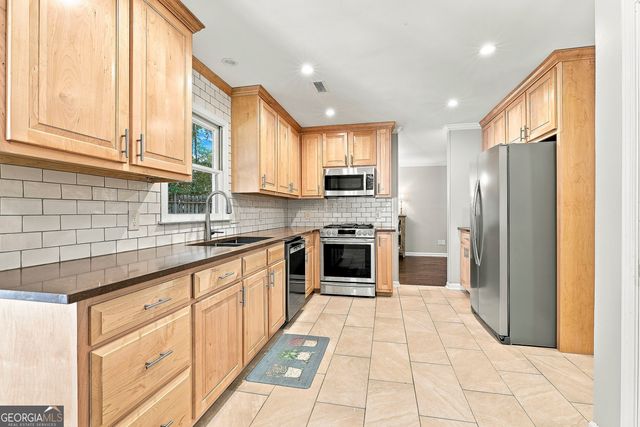 109 Rubicon Road, Peachtree City, GA 30269