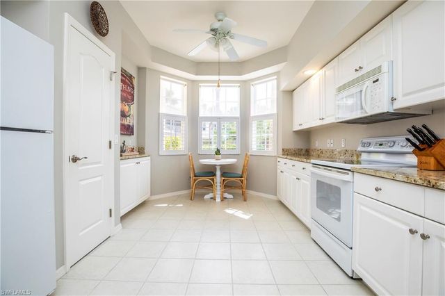 28052 Palmas Grandes LN 101, Bonita Springs, FL 34135