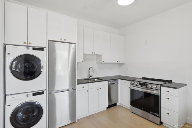 201 Main Street 2, Beacon, NY 12508