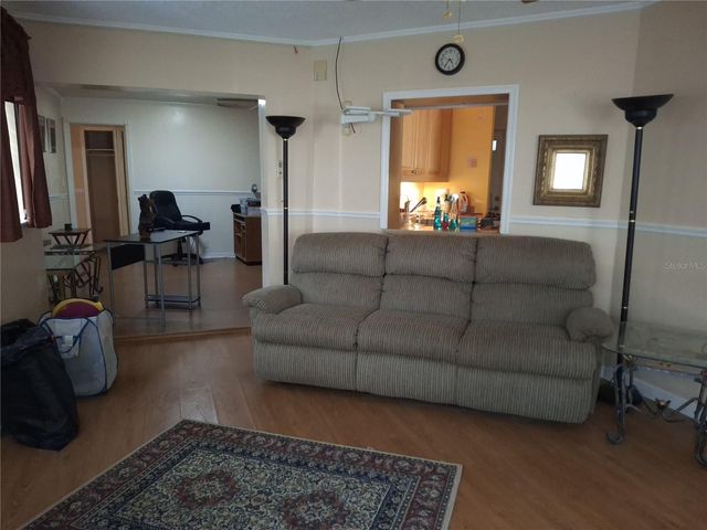 9305 120TH LANE, Seminole, FL 33772