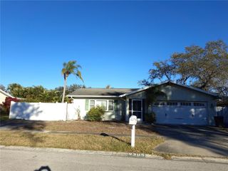 9305 120TH LANE, Seminole, FL 33772