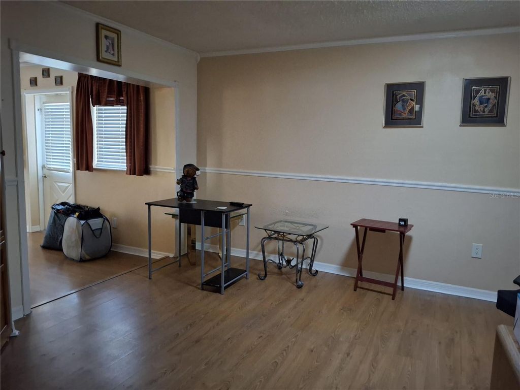 Image 23 of property listing at 9305 120TH LANE, Seminole, FL 33772