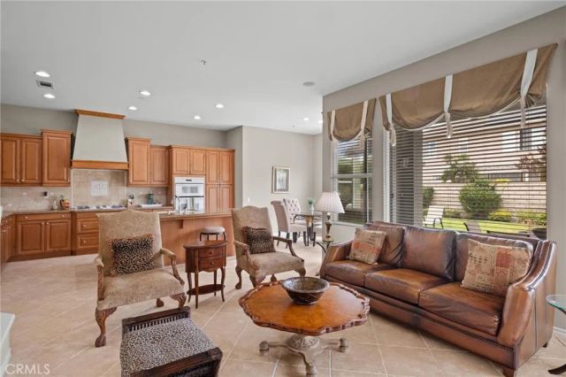 3701 Avondale Lane, Oxnard, CA 93036