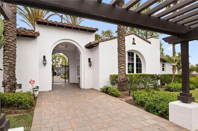 3701 Avondale Lane, Oxnard, CA 93036