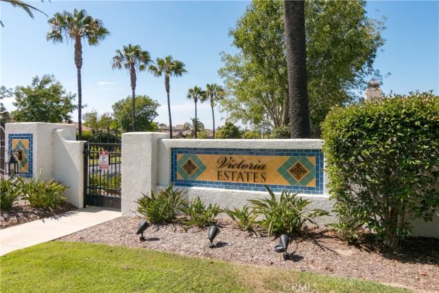 3701 Avondale Lane, Oxnard, CA 93036
