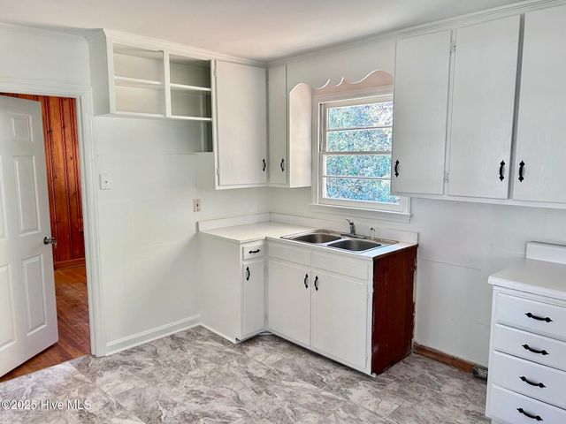 217 Confederate Avenue, Rockingham, NC 28379