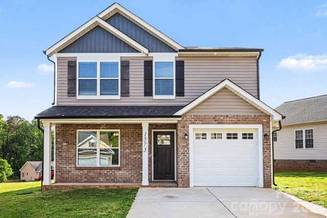1573 Mayfair Drive, Conover, NC 28613