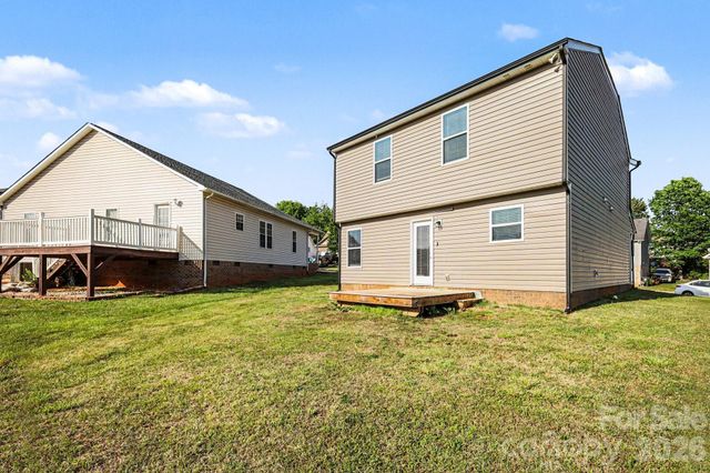 1573 Mayfair Drive, Conover, NC 28613