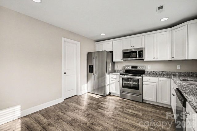 1573 Mayfair Drive, Conover, NC 28613