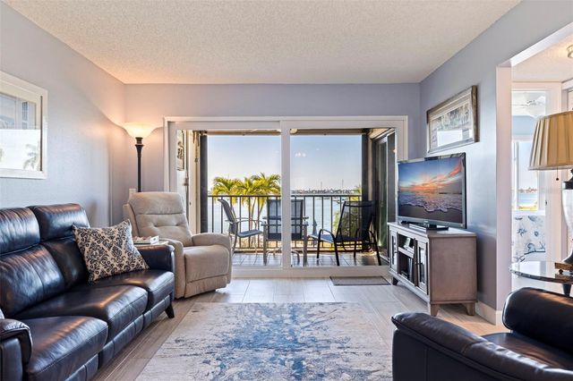 6365 BAHIA DEL MAR BOULEVARD 212, St Petersburg, FL 33715