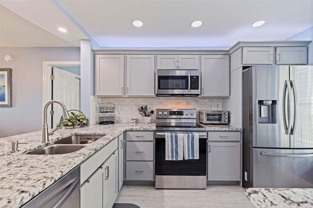 6365 BAHIA DEL MAR BOULEVARD 212, St Petersburg, FL 33715