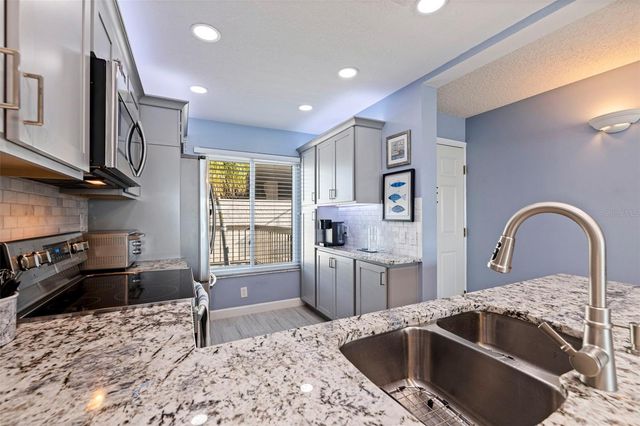 6365 BAHIA DEL MAR BOULEVARD 212, St Petersburg, FL 33715