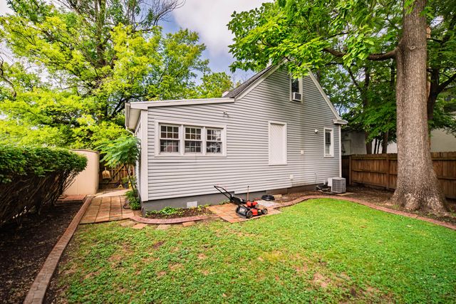 116 N 16th Street, Paducah, KY 42001