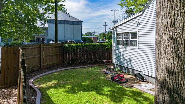 116 N 16th Street, Paducah, KY 42001