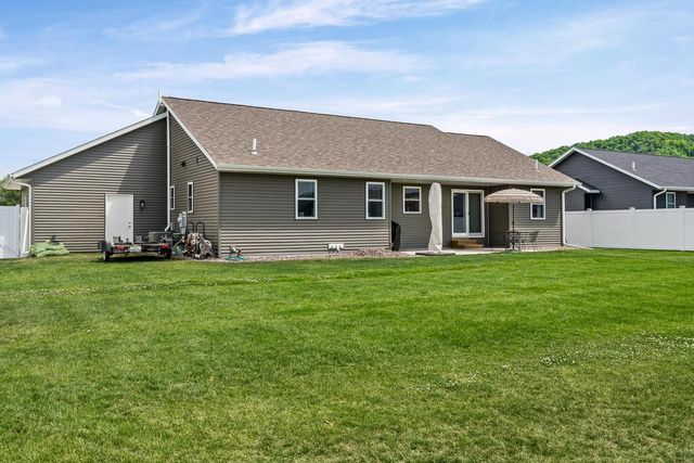 1610 Fox Glove STREET, Holmen, WI 54636