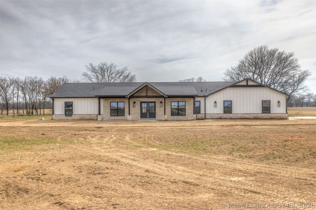 36870 E 186th Street S, Porter, OK 74458