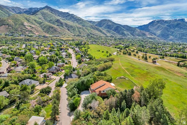 1671 CHEROKEE CIR, Ogden, UT 84403