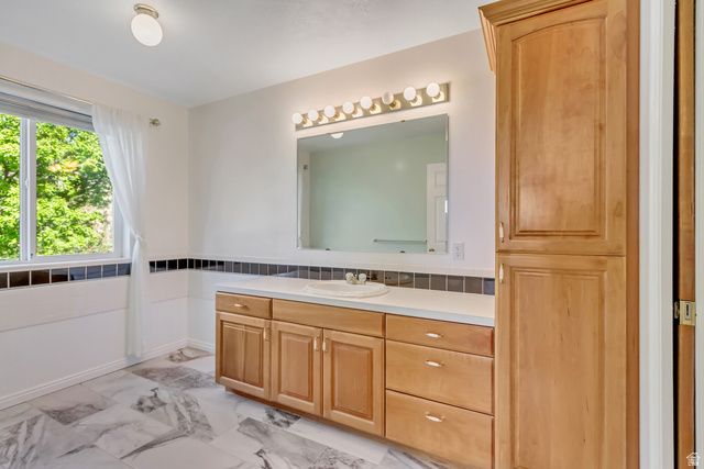 1671 CHEROKEE CIR, Ogden, UT 84403