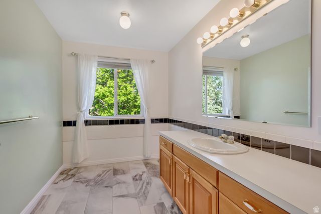1671 CHEROKEE CIR, Ogden, UT 84403