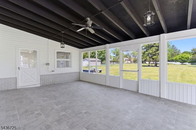 10 Red Oak Way, Bridgewater Twp., NJ 08807