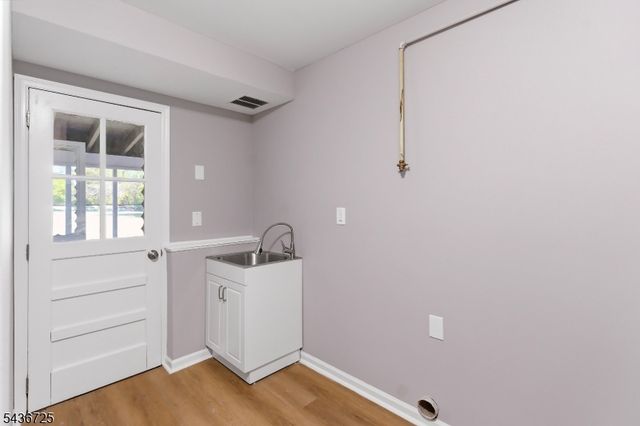 10 Red Oak Way, Bridgewater Twp., NJ 08807