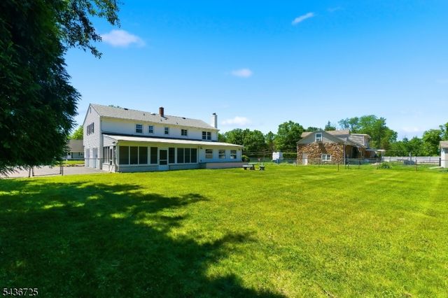 10 Red Oak Way, Bridgewater Twp., NJ 08807