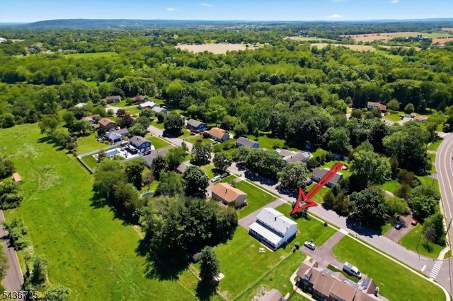 10 Red Oak Way, Bridgewater Twp., NJ 08807