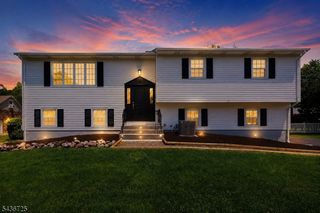 10 Red Oak Way, Bridgewater Twp., NJ 08807
