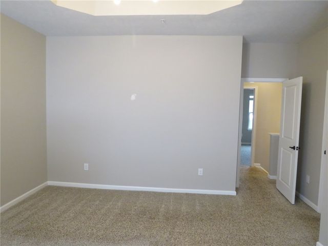 1414 Deer Creek Crossing Dr, Cecil, PA 15317