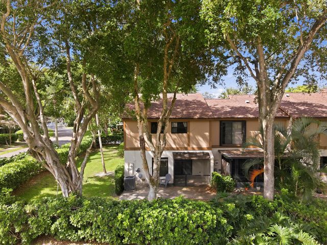 3001 NW 48th Avenue, Coconut Creek, FL 33063