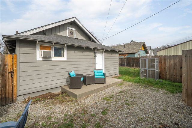 2807 W MALLON Ave, Spokane, WA 99201