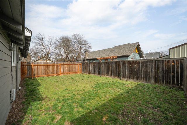 2807 W MALLON Ave, Spokane, WA 99201