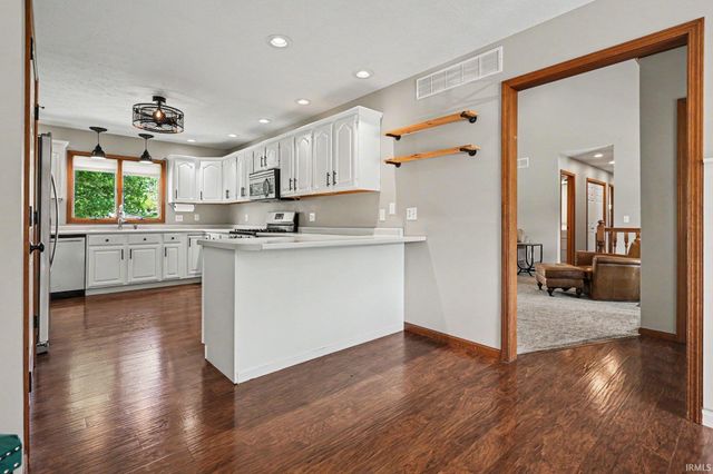 12392 Diamond Drive, Plymouth, IN 46563