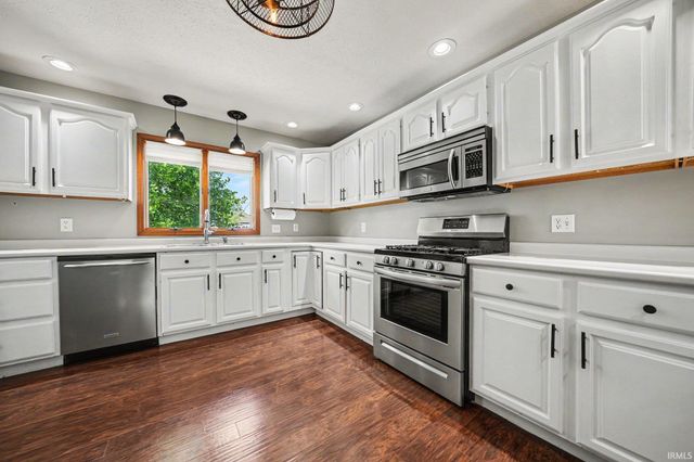 12392 Diamond Drive, Plymouth, IN 46563