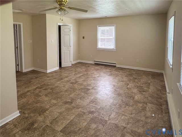 9806 Gardenia Dr, Henrico, VA 23228