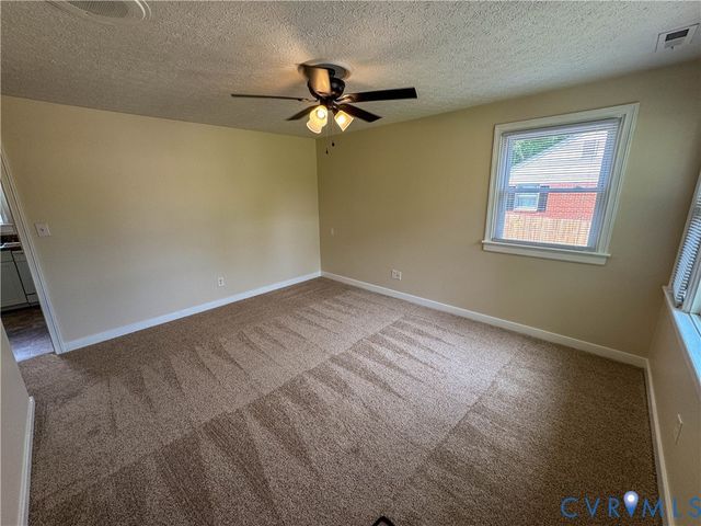 9806 Gardenia Dr, Henrico, VA 23228