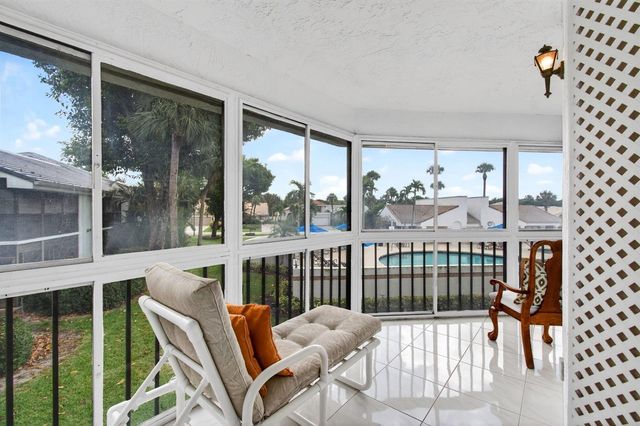 7485 Glendevon Lane 1105, Delray Beach, FL 33446