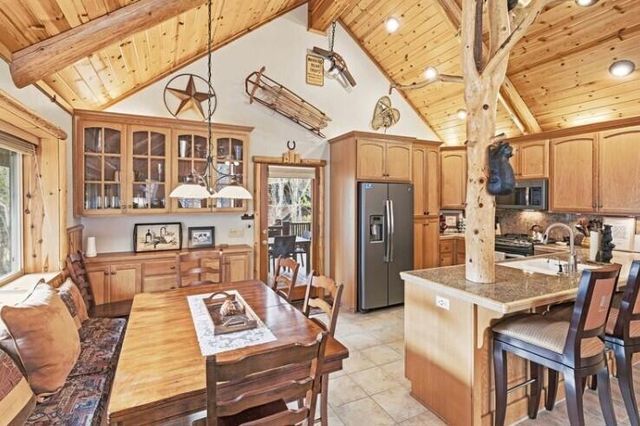 160 Crystal Lake Road, Big Bear, CA 92315