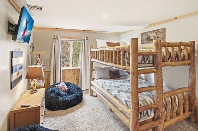 160 Crystal Lake Road, Big Bear, CA 92315